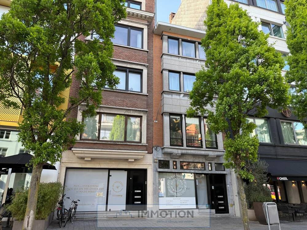 Appartement te huur in Kortrijk 8500 825.00€ 1 slaapkamers m² - Zoekertje 460754
