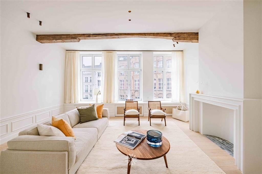 Huis te koop in Brugge 8000 2285000.00€ 4 slaapkamers 332.00m² - Zoekertje 461014