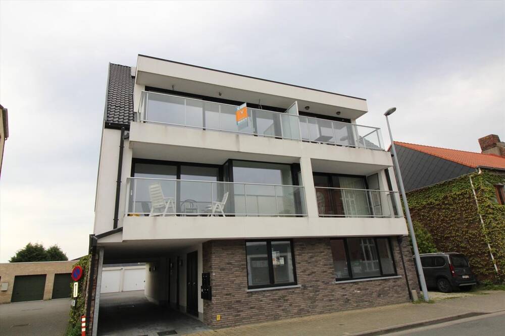 Appartement te huur in Zedelgem 8210 975.00€ 2 slaapkamers m² - Zoekertje 460438