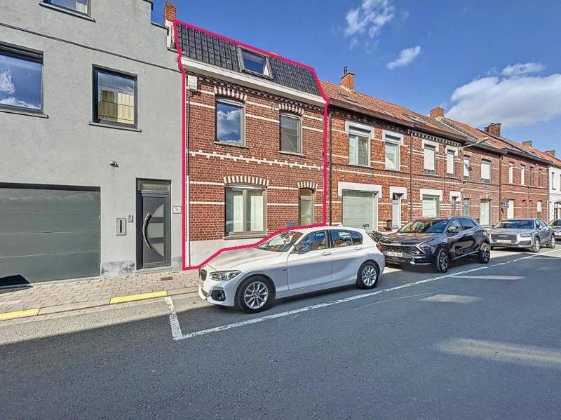 Huis te koop in Izegem 8870 274000.00€ 3 slaapkamers 177.00m² - Zoekertje 460421