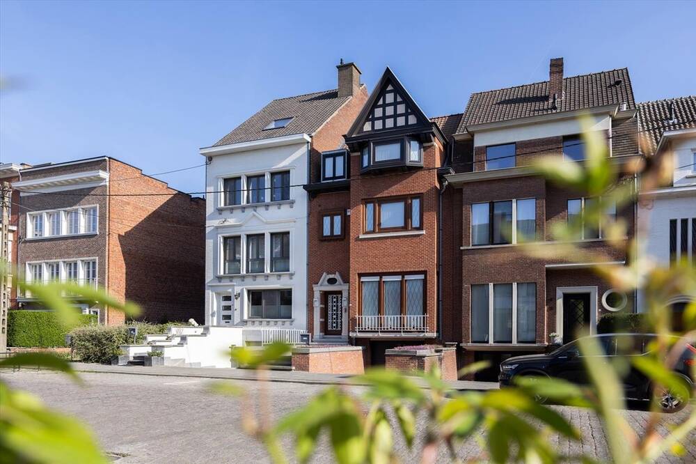 Huis te koop in Kortrijk 8500 775000.00€ 6 slaapkamers 436.00m² - Zoekertje 460508