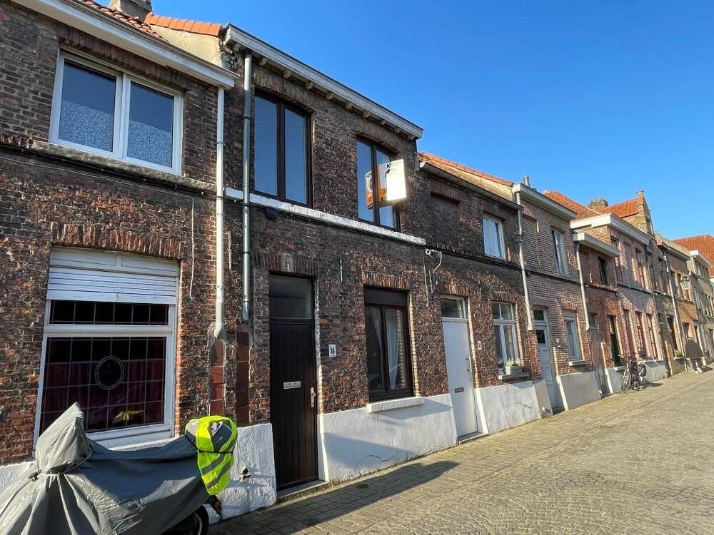 Huis te koop in Brugge 8000 199000.00€ 2 slaapkamers 79.00m² - Zoekertje 460948