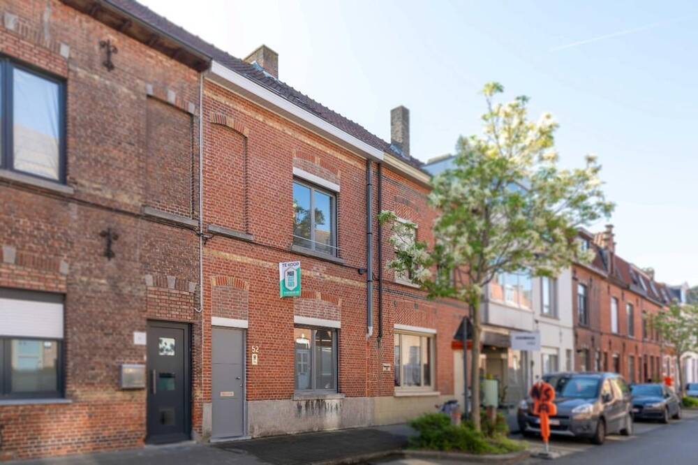 Huis te koop in Assebroek 8310 335000.00€ 3 slaapkamers 170.00m² - Zoekertje 462611