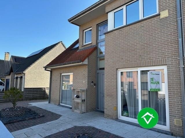 Appartement te  huur in Eernegem 8480 825.00€  slaapkamers m² - Zoekertje 462373
