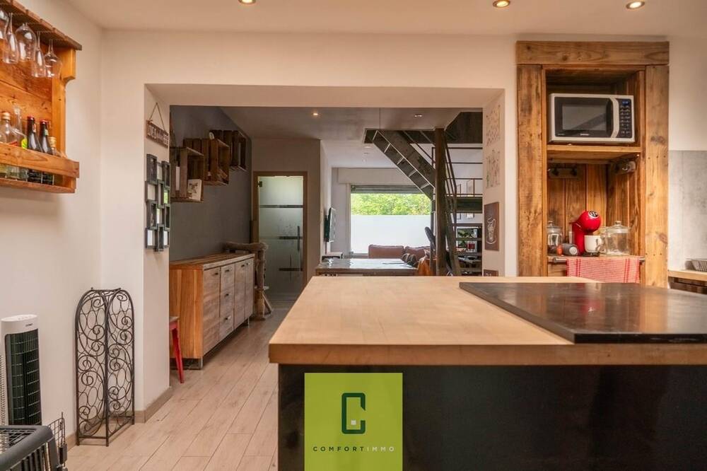 Huis te  koop in Sint-Andries 8200 295000.00€ 3 slaapkamers 1452.00m² - Zoekertje 461780