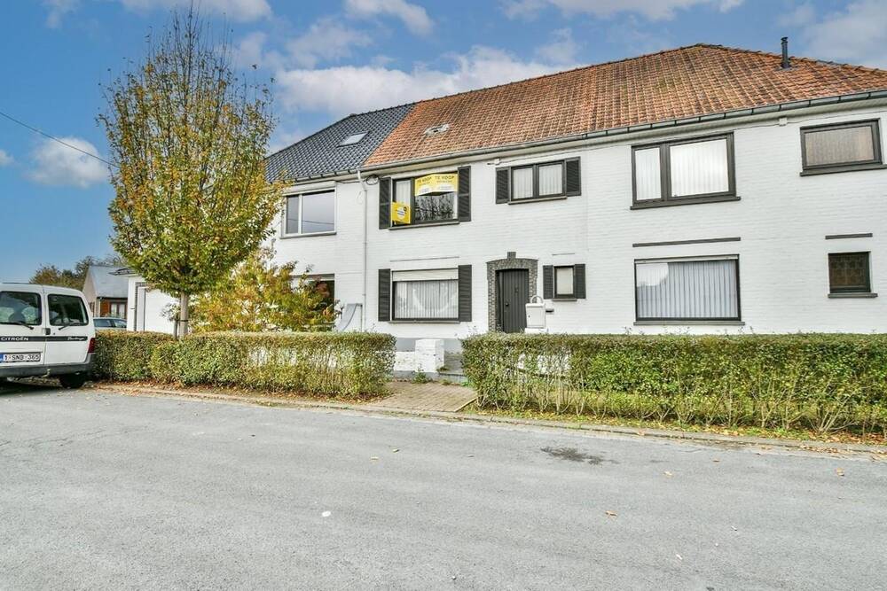 Huis te koop in Torhout 8820 175000.00€ 3 slaapkamers 157.00m² - Zoekertje 462641
