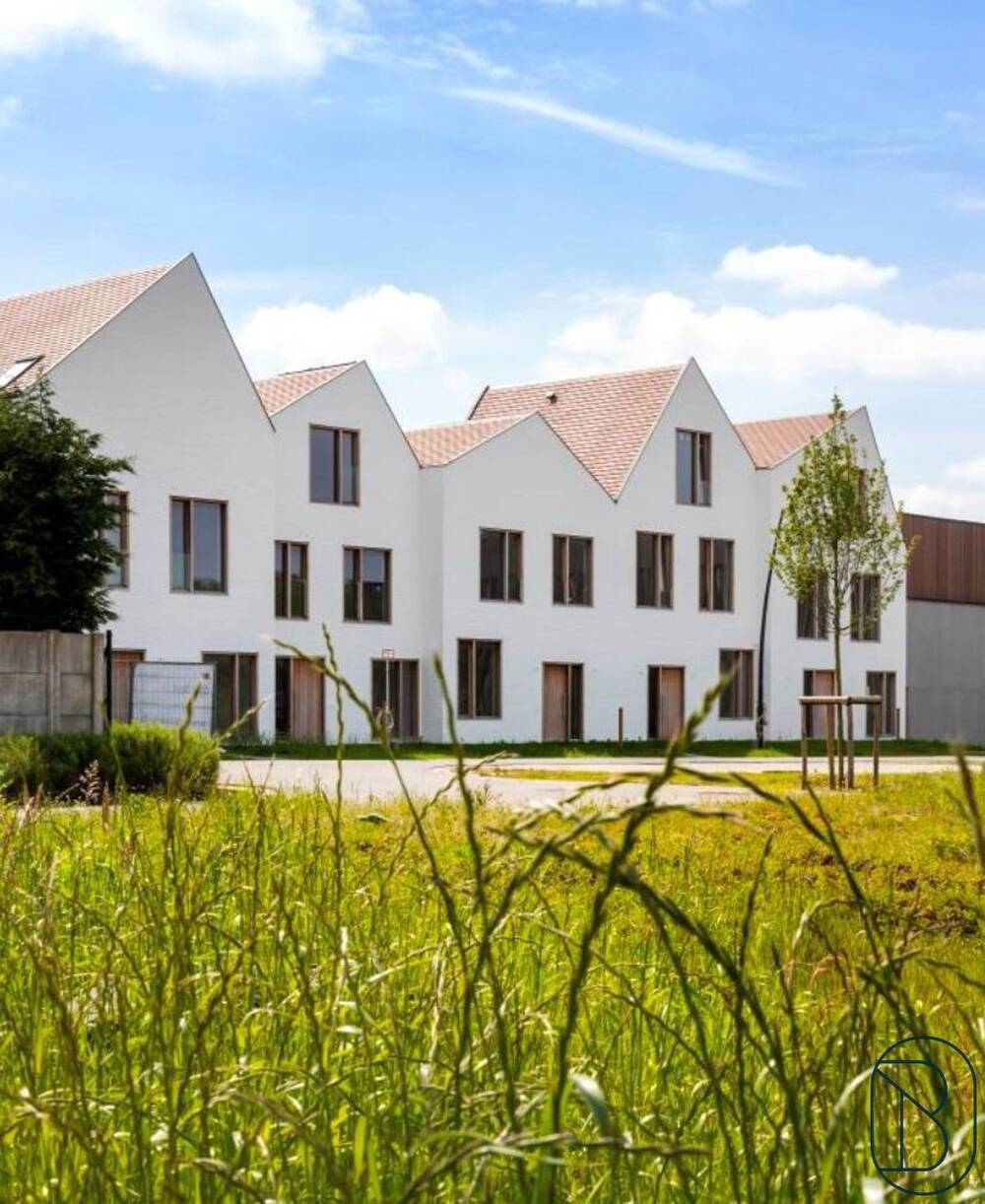 Huis te  koop in Wielsbeke 8710 414000.00€ 3 slaapkamers 180.00m² - Zoekertje 461662