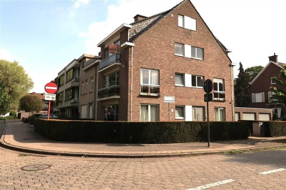 Appartement te huur in Kortrijk 8500 740.00€ 2 slaapkamers 80.00m² - Zoekertje 462993