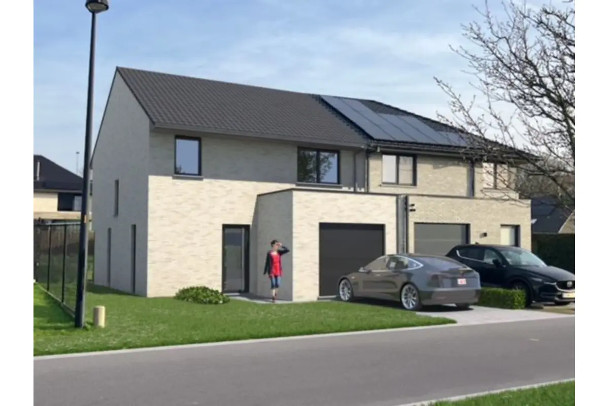 Huis te  koop in Oostkamp 8020 454000.00€ 3 slaapkamers m² - Zoekertje 462795