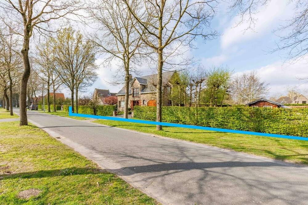 Villa te in Sint-Kruis 8310 545000.00€ 4 slaapkamers 207.00m² - Zoekertje 463015