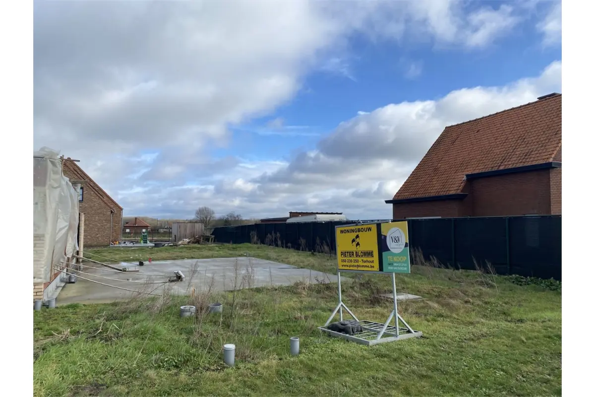 Huis te  koop in Waardamme 8020 429000.00€ 3 slaapkamers m² - Zoekertje 463051