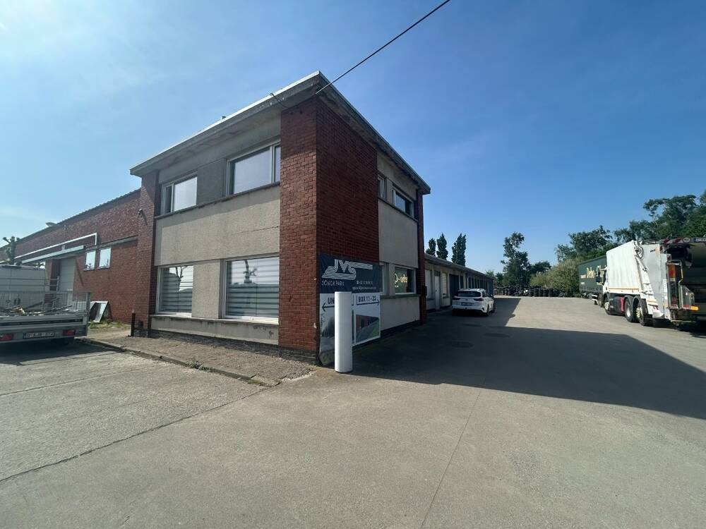 Huis te  huur in Passendale 8980 750.00€ 4 slaapkamers 240.00m² - Zoekertje 464283