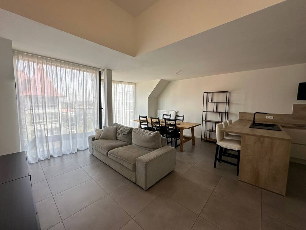 Appartement te  huur in Koksijde 8670 950.00€ 3 slaapkamers m² - Zoekertje 465972