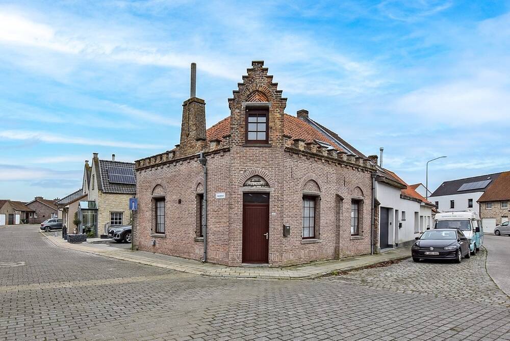 Huis te koop in Diksmuide 8600 139000.00€ 2 slaapkamers m² - Zoekertje 465602