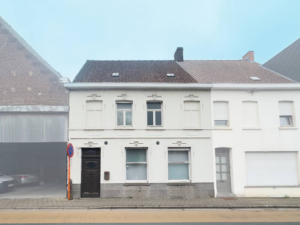 Huis te koop in Bissegem 8501 149000.00€ 3 slaapkamers 235.00m² - Zoekertje 466944