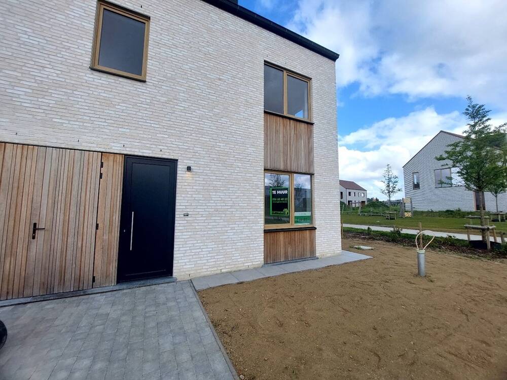 Huis te  huur in Tielt 8700 1200.00€  slaapkamers m² - Zoekertje 466955