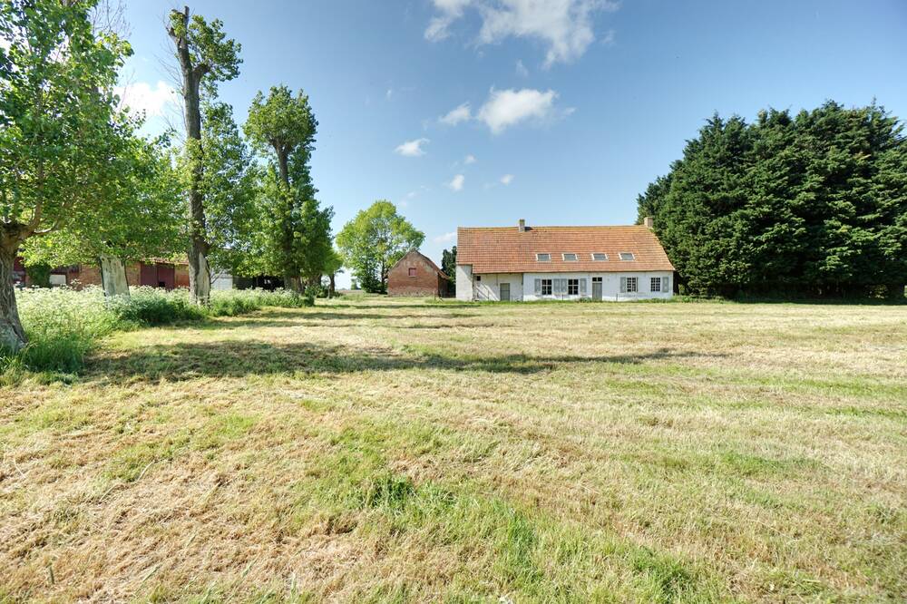 Huis te koop in Koekelare 8680 398000.00€ 4 slaapkamers m² - Zoekertje 468159