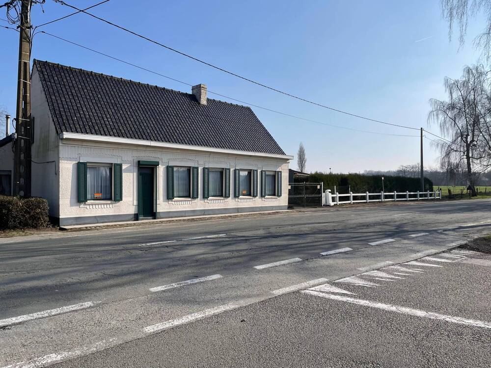 Boerderij te  koop in Loppem 8210 550000.00€ 4 slaapkamers m² - Zoekertje 467910