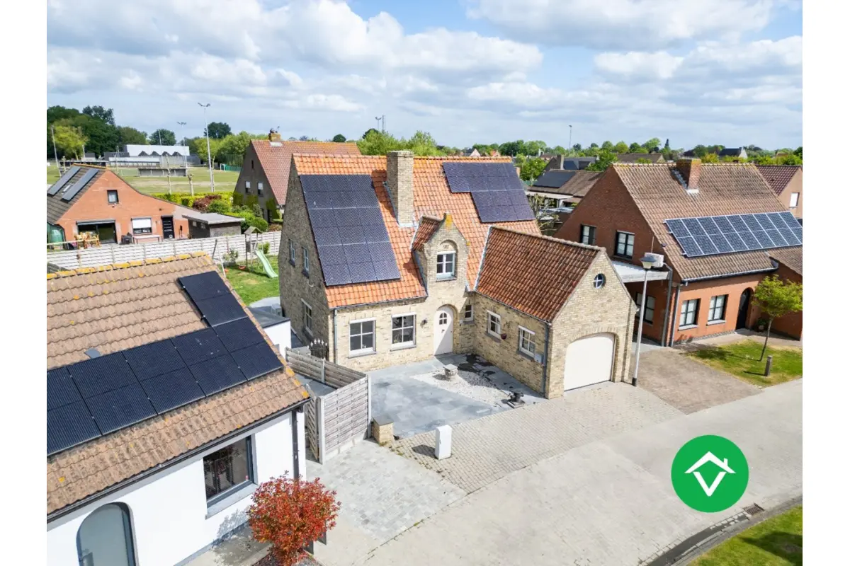 Huis te  koop in Koekelare 8680 355000.00€ 3 slaapkamers 199.00m² - Zoekertje 469588