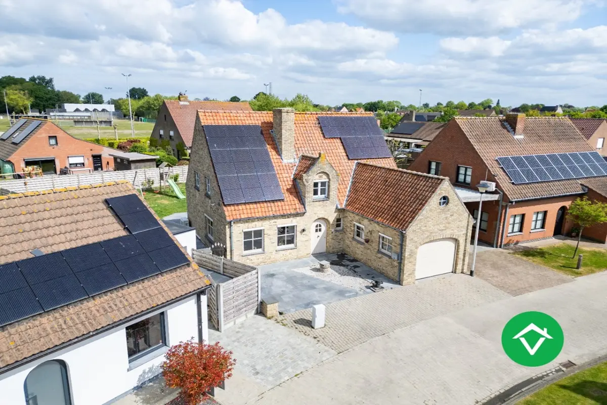 Huis te koop in Koekelare 8680 355000.00€ 3 slaapkamers 199.00m² - Zoekertje 469588