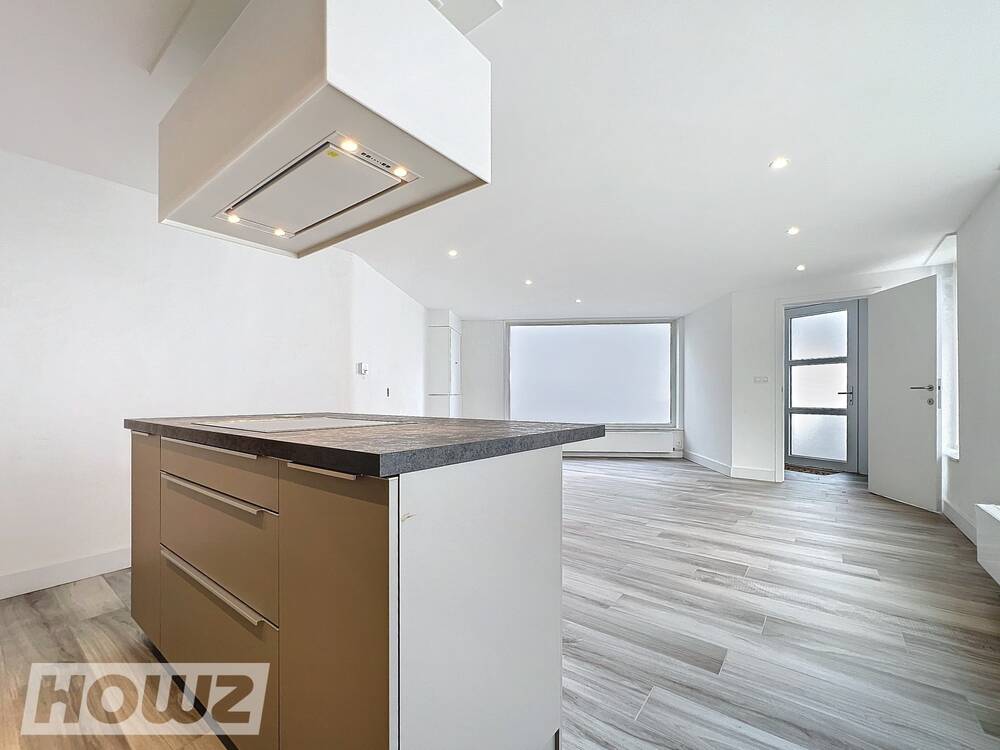 Appartement te koop in Wevelgem 8560 164000.00€ 2 slaapkamers 173.00m² - Zoekertje 469728