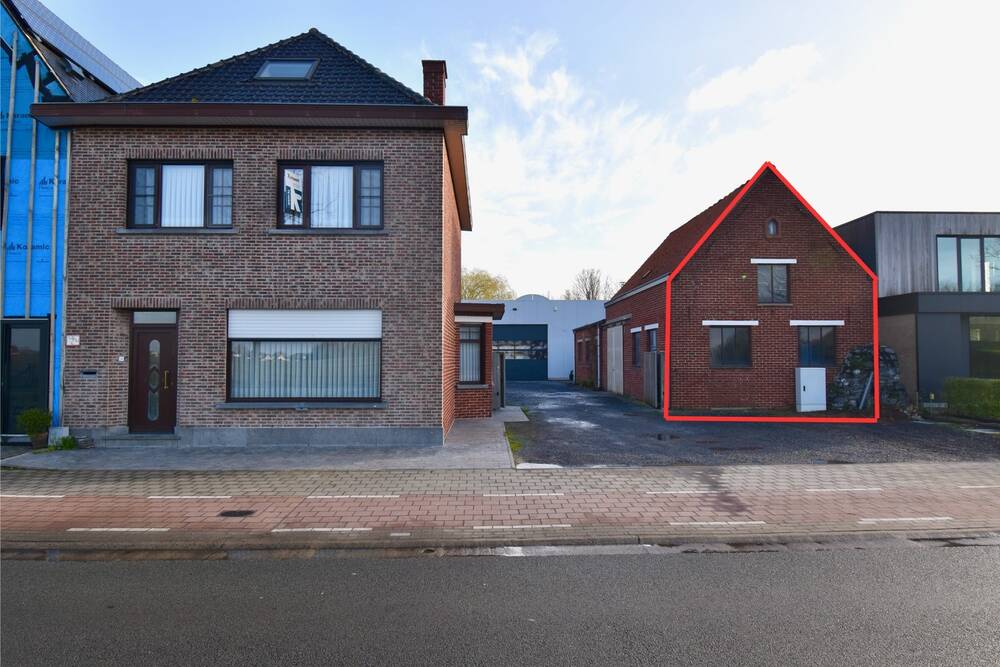 Handelszaak te  huur in Wingene 8750 400.00€  slaapkamers m² - Zoekertje 470217