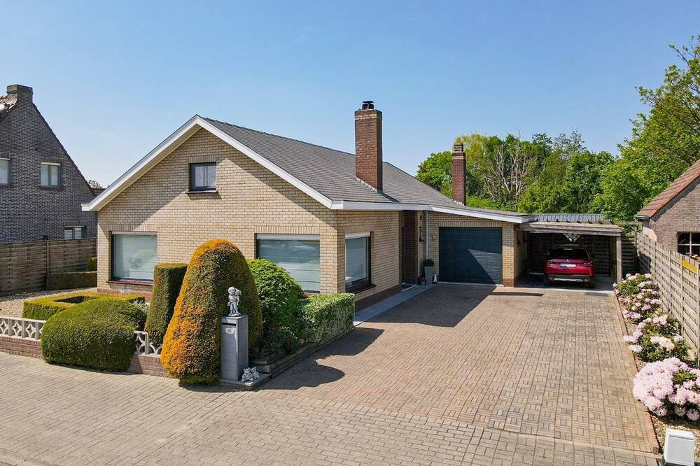 Huis te koop in Koekelare 8680 359000.00€ 3 slaapkamers 204.00m² - Zoekertje 470172