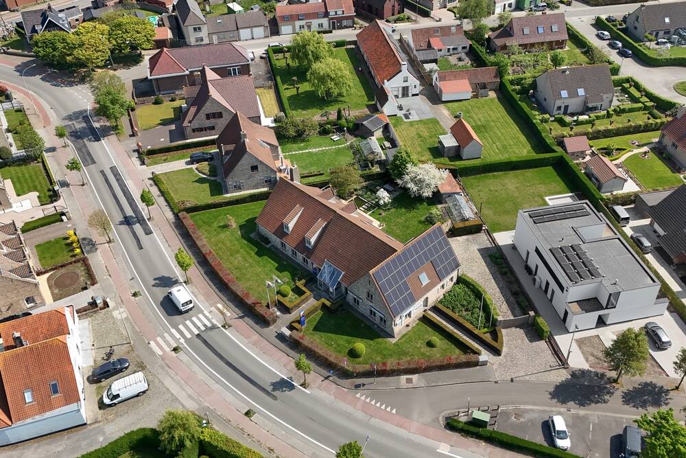 Huis te koop in Dudzele 8380 975000.00€ 4 slaapkamers 630.00m² - Zoekertje 470412