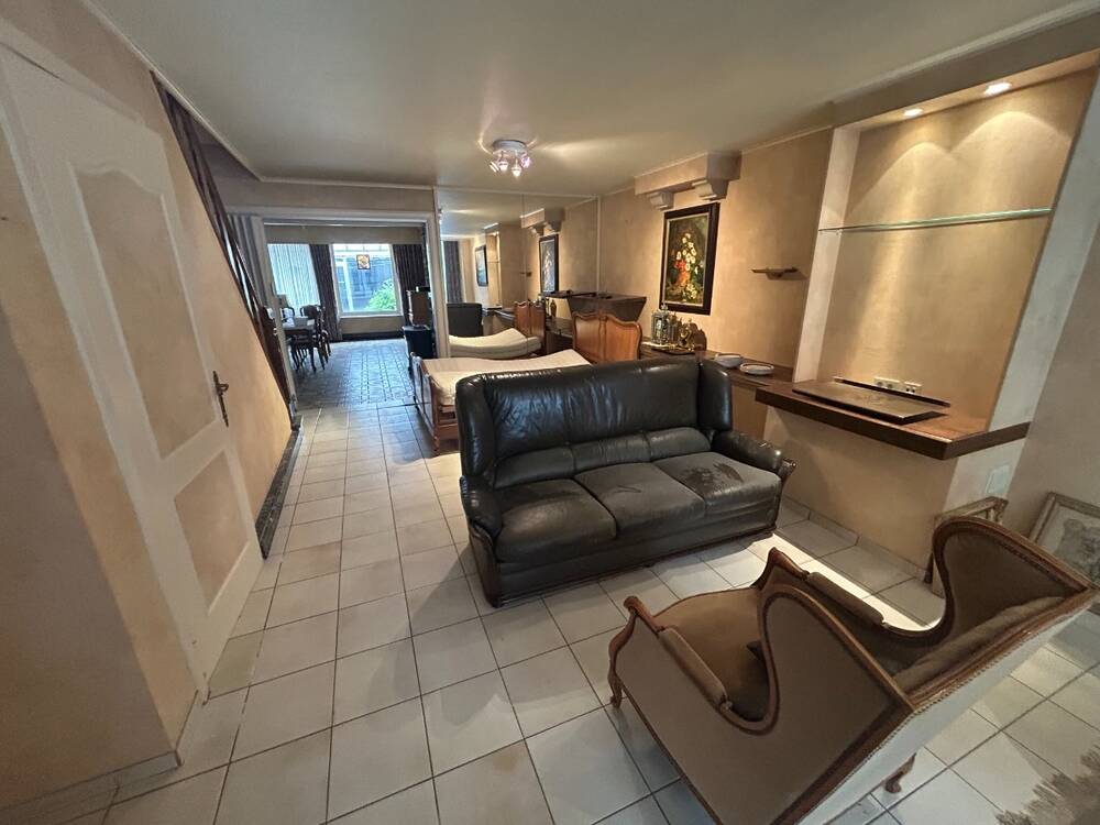 Handelszaak te koop in Wevelgem 8560 165000.00€ 3 slaapkamers 164.00m² - Zoekertje 470577