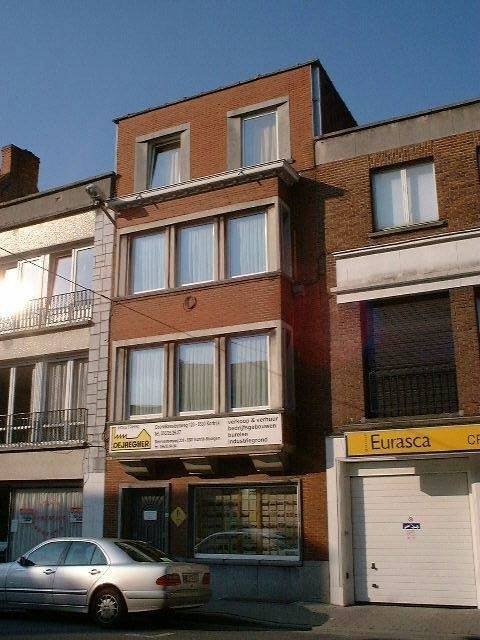 Kot te  huur in Kortrijk 8500 335.00€ 1 slaapkamers 21.00m² - Zoekertje 571692