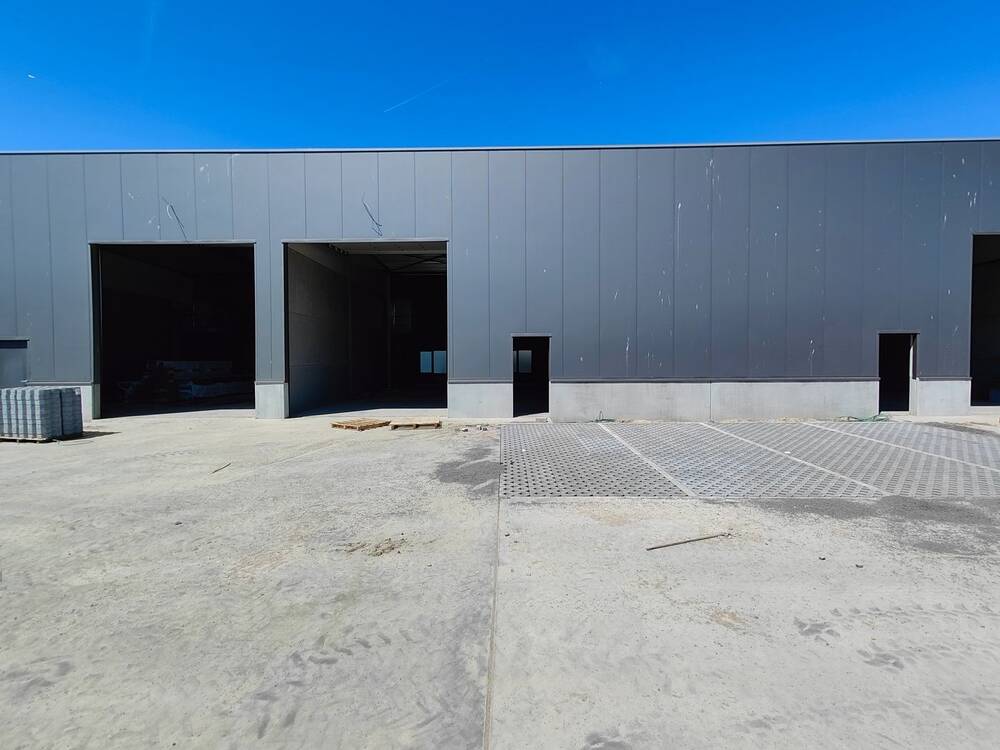 Handelszaak te  huur in Brugge 8000 1220.00€  slaapkamers 232.00m² - Zoekertje 473726