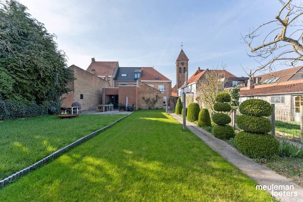 Huis te koop in Oostkamp 8020 280000.00€ 3 slaapkamers 143.00m² - Zoekertje 471452