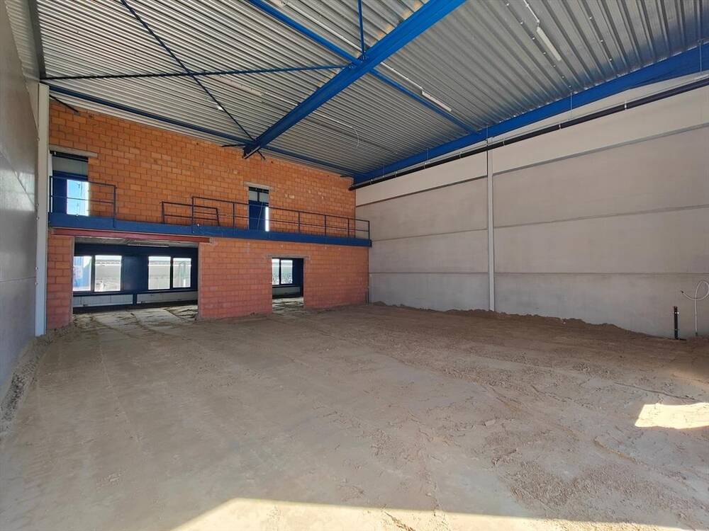 Handelszaak te huur in Brugge 8000 1419.00€ slaapkamers 238.00m² - Zoekertje 473215