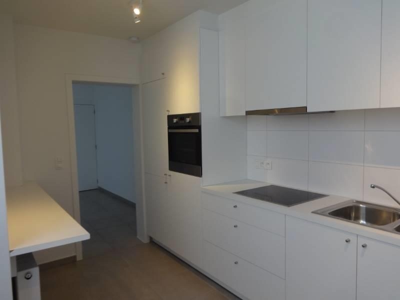 Huis te  huur in Kortrijk 8500 990.00€ 4 slaapkamers 195.00m² - Zoekertje 473808