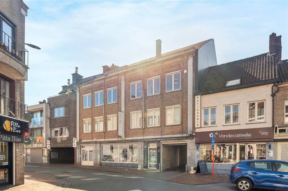 Appartement te koop in Poperinge 8970 395000.00€ 3 slaapkamers 180.00m² - Zoekertje 472390