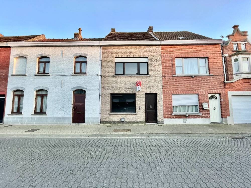 Huis te koop in Wervik 8940 125000.00€ 2 slaapkamers 120.00m² - Zoekertje 474419