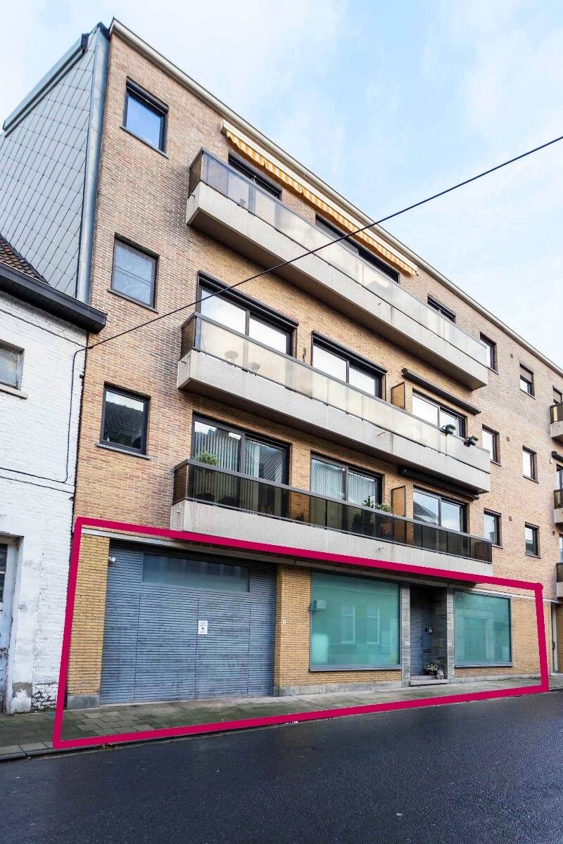 Appartement te koop in Izegem 8870 285000.00€ 4 slaapkamers 150.00m² - Zoekertje 474060