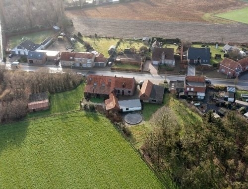 Huis te koop in Werken 8610 568000.00€ 5 slaapkamers 386.00m² - Zoekertje 477491
