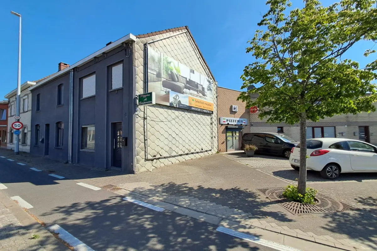 Handelszaak te  koop in Spiere-Helkijn 8587 199000.00€  slaapkamers m² - Zoekertje 475935