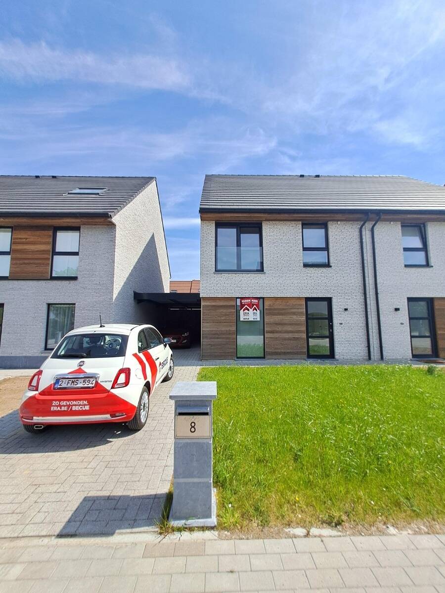 Huis te huur in Zwevegem 8550 1050.00€ 4 slaapkamers 134.00m² - Zoekertje 475451