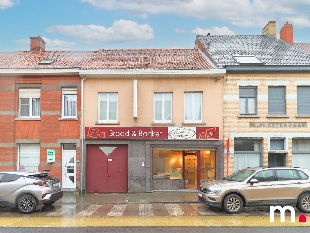 Handelszaak te koop in Roeselare 8800 299000.00€ slaapkamers m² - Zoekertje 477367