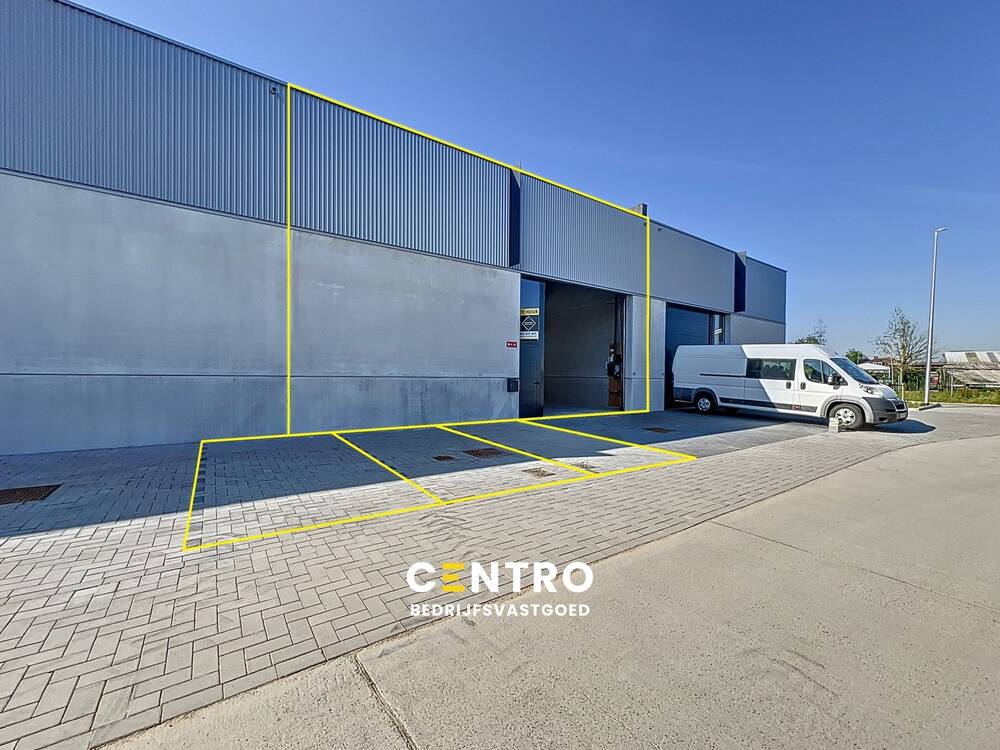Handelszaak te  huur in Hooglede 8830 0.00€  slaapkamers 221.40m² - Zoekertje 475728