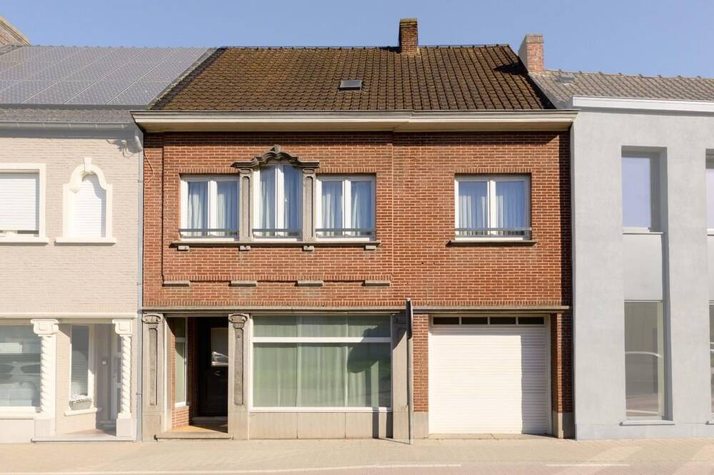 Huis te koop in Meulebeke 8760 205000.00€ 3 slaapkamers 177.00m² - Zoekertje 476014