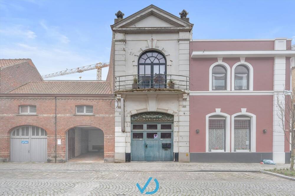 Huis te koop in Ieper 8900 499000.00€ 3 slaapkamers 386.00m² - Zoekertje 477106