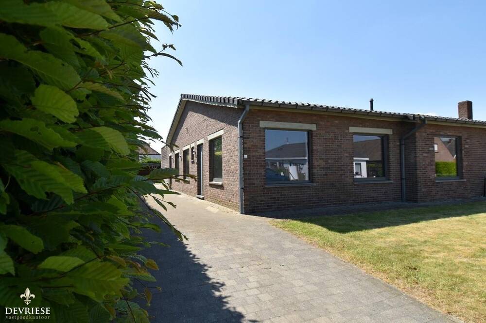 Huis te koop in Wevelgem 8560 365000.00€ 4 slaapkamers 155.00m² - Zoekertje 475724