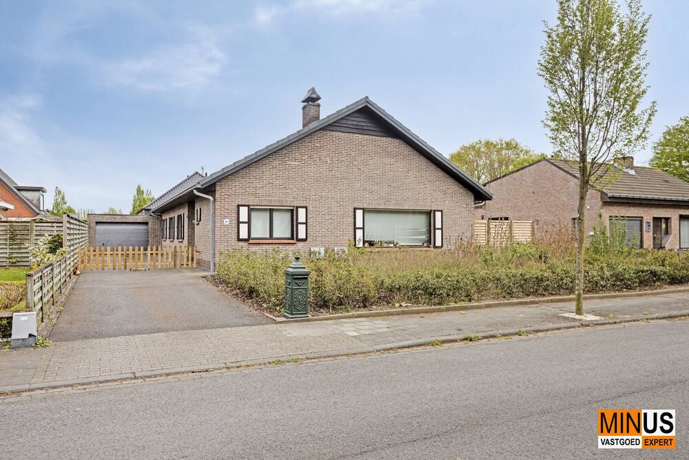 Bungalow te  koop in Eernegem 8480 369000.00€ 4 slaapkamers 167.00m² - Zoekertje 478046