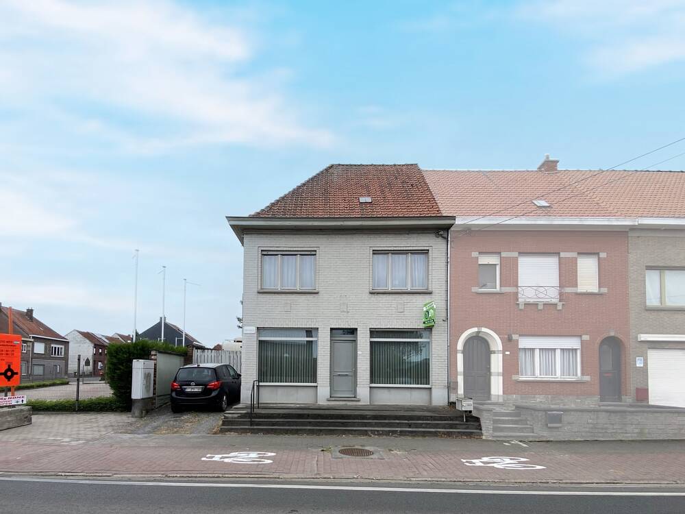 Huis te koop in Rekkem 8930 169000.00€ 3 slaapkamers 207.00m² - Zoekertje 595293