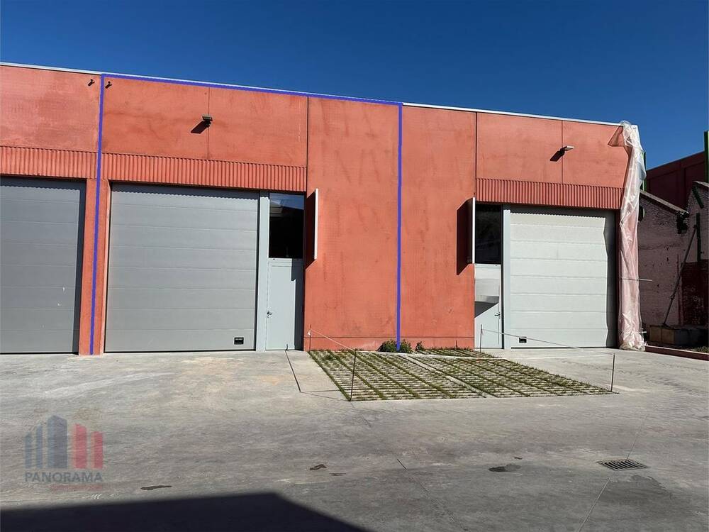 Handelszaak te huur in Kortrijk 8500 1040.00€ slaapkamers 192.00m² - Zoekertje 478724