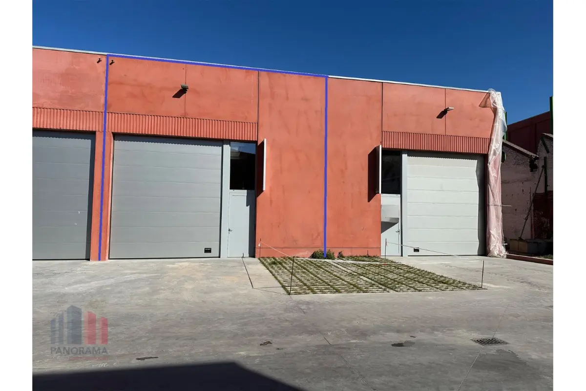 Handelszaak te  huur in Kortrijk 8500 1040.00€  slaapkamers 192.00m² - Zoekertje 478724