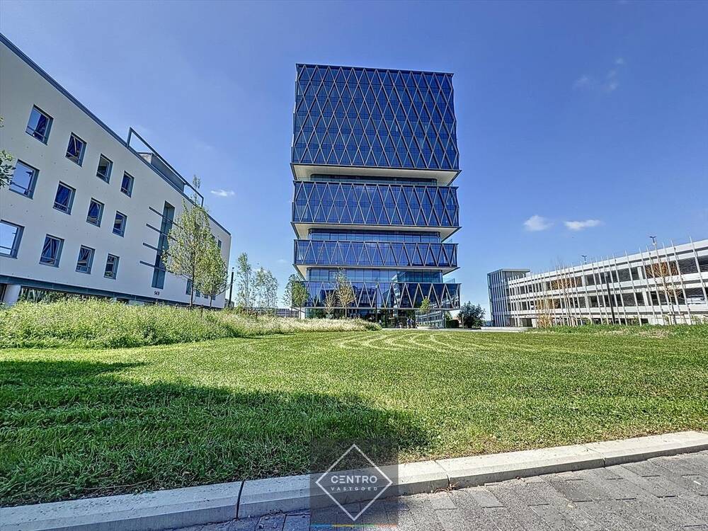 Handelszaak te huur in Roeselare 8800 0.00€ slaapkamers 237.76m² - Zoekertje 478923